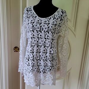 Elegant White Lace Women's Top